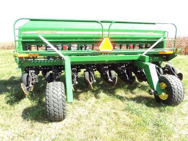 Image of John Deere 1590 equipment image 3