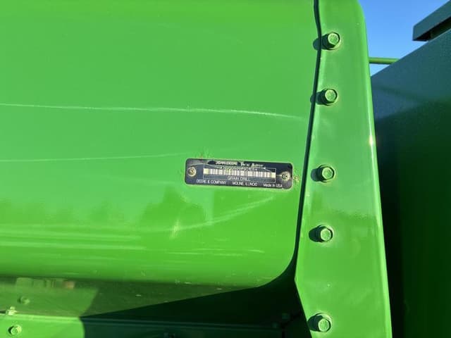 Image of John Deere 1590 equipment image 1