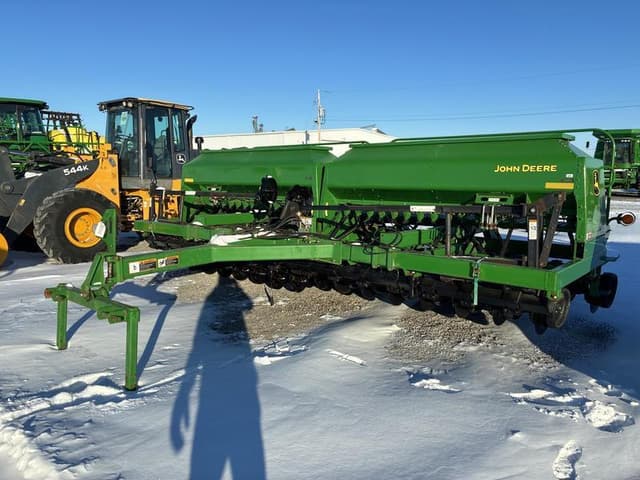 Image of John Deere 1590 equipment image 3
