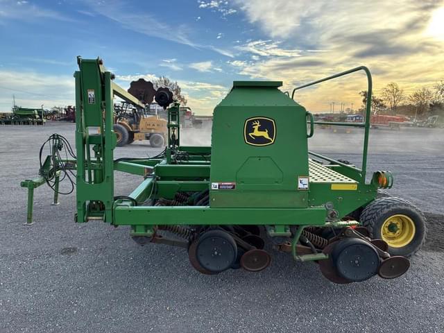 Image of John Deere 1590 equipment image 3