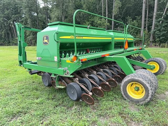 Image of John Deere 1590 equipment image 3