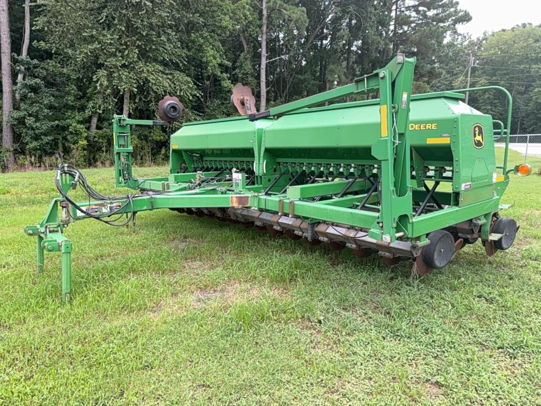 Image of John Deere 1590 Primary image