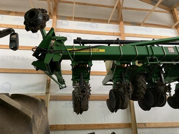 Image of John Deere 1720 equipment image 3