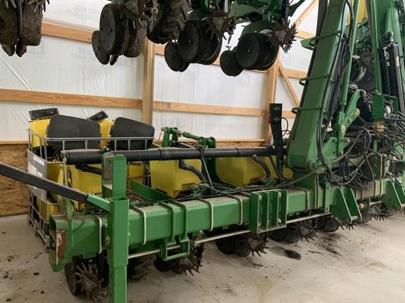 Image of John Deere 1720 Primary image