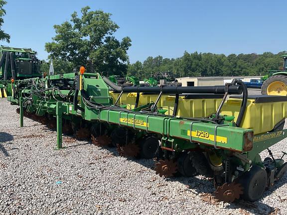 Image of John Deere 1720 equipment image 3