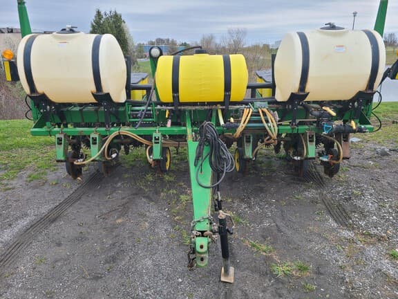 Image of John Deere 1750 equipment image 2