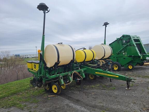 Image of John Deere 1750 Primary image