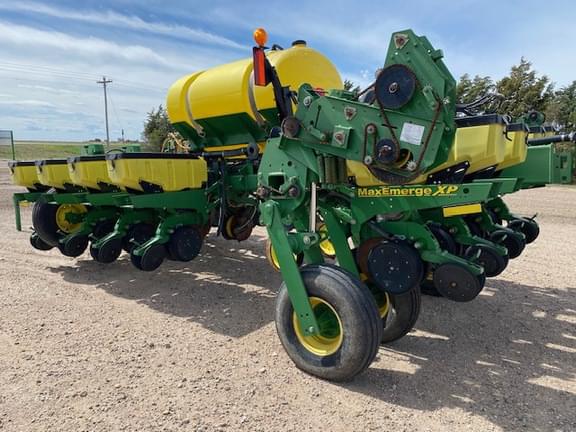 Image of John Deere 1770 Primary image