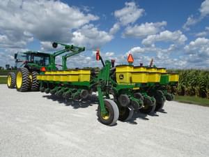 2009 John Deere 1770 Image