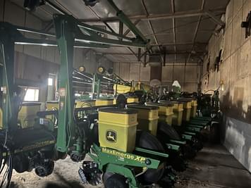 Main image John Deere 1770