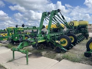 Main image John Deere 1770