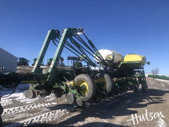 Image of John Deere 1770 equipment image 2