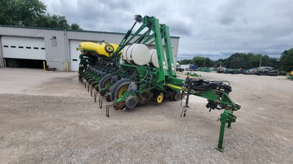 Image of John Deere 1770 Primary image