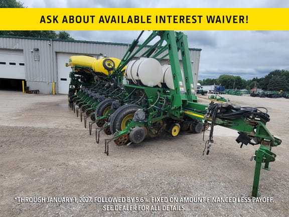 2009 John Deere 1770 Equipment Image0