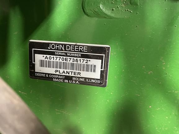 Image of John Deere 1770 equipment image 2