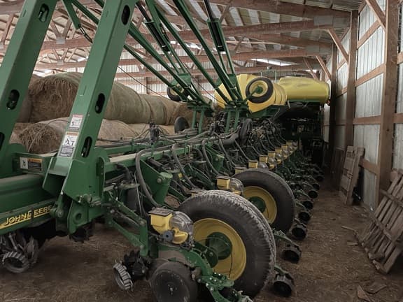 Image of John Deere 1770 Primary image