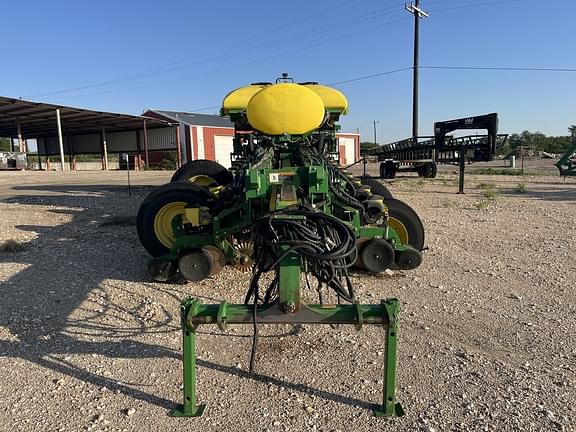 Image of John Deere 1770 Primary image
