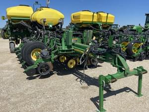 2009 John Deere 1770 Image