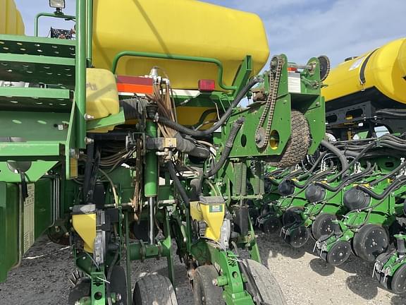 Image of John Deere 1770 Primary image