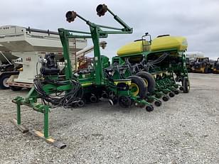 Main image John Deere 1770 0