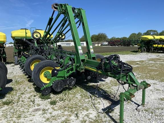 Image of John Deere 1770 Primary image