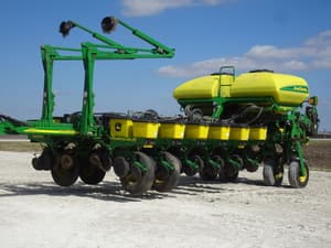 2009 John Deere 1770 Image
