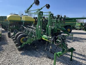 2009 John Deere 1770 Image