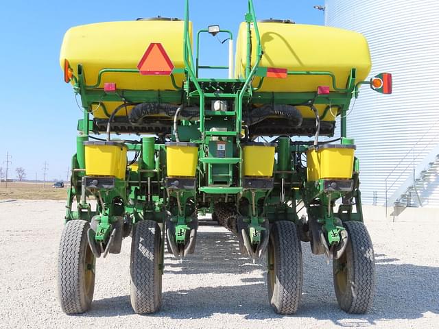 Image of John Deere 1770 equipment image 3