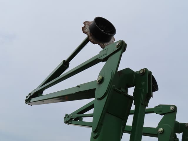 Image of John Deere 1770 equipment image 4