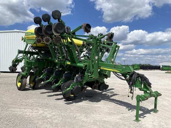 Main image John Deere 1790