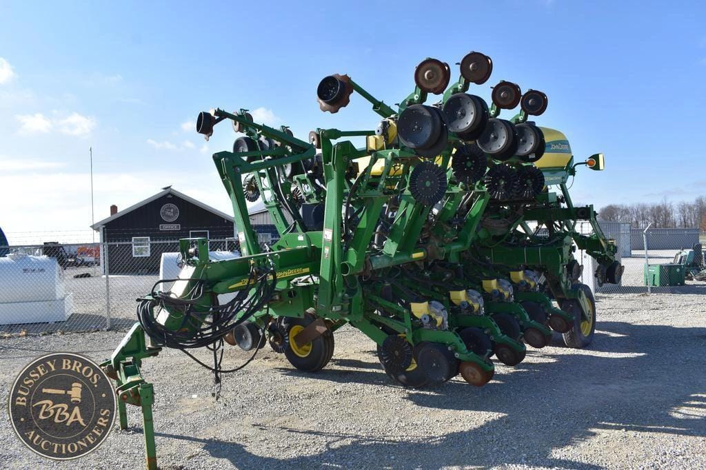 Main image John Deere 1790