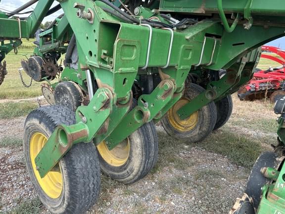 Image of John Deere 1790 equipment image 1