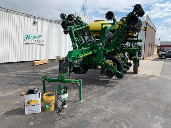 Image of John Deere 1790 Primary image