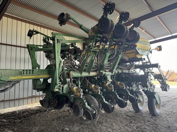 Image of John Deere 1790 Primary image