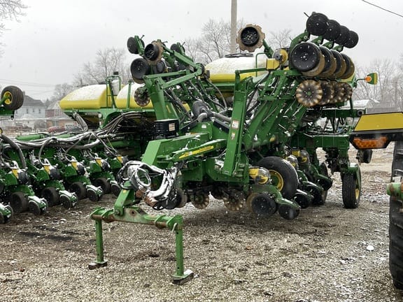 Main image John Deere 1790