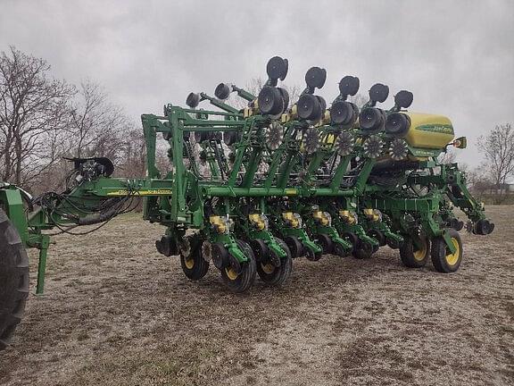 Image of John Deere 1790 Primary image