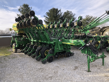 Main image John Deere 1790