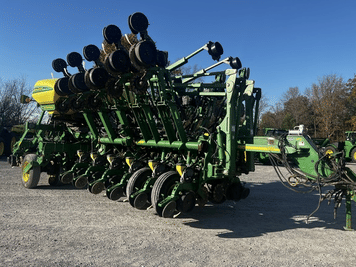 Main image John Deere 1790