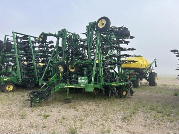 2009 John Deere 1870 Equipment Image0