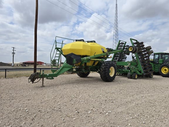 2009 John Deere 1890 Equipment Image0