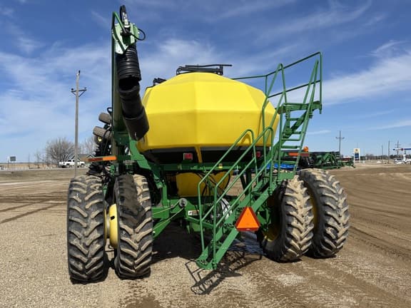 Image of John Deere 1890 equipment image 4