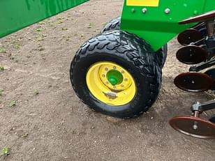 Main image John Deere 1890 6