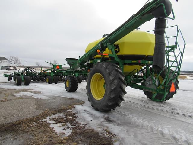 Image of John Deere 1890 equipment image 3