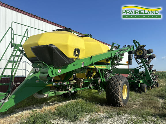 Main image John Deere 1890