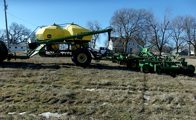 Image of John Deere 1890 equipment image 2