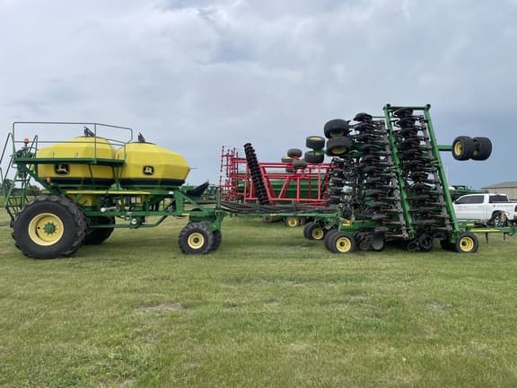 Image of John Deere 1890 equipment image 2