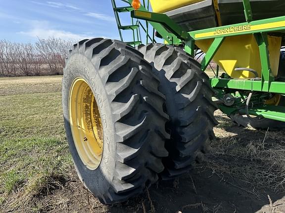 Image of John Deere 1890 equipment image 3