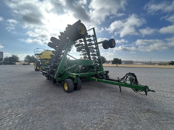 Image of John Deere 1890 equipment image 4