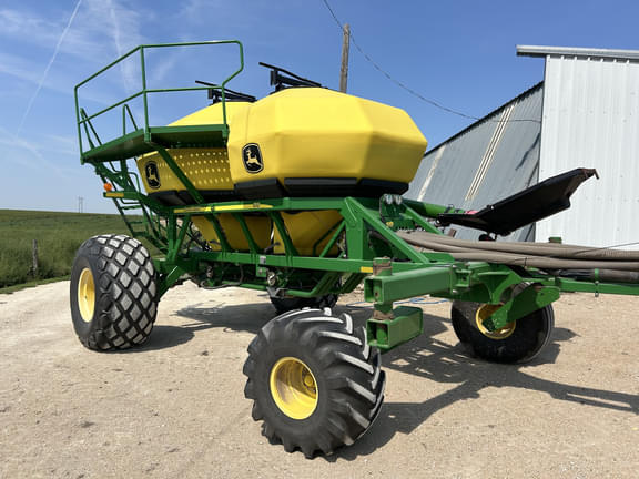 Image of John Deere 1890 equipment image 4