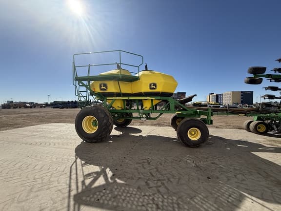 Image of John Deere 1890 equipment image 2